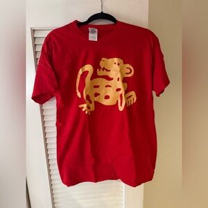 Legends of the Hidden Temple Nickelodeon Red Jaguars tshirt Halloween costume.